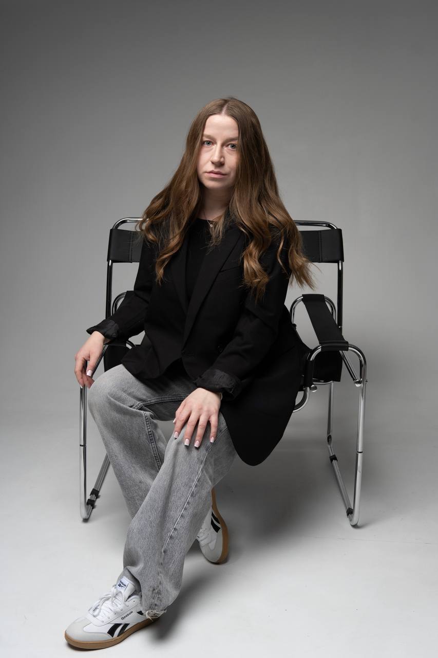 Marina — photographer in Calgary
